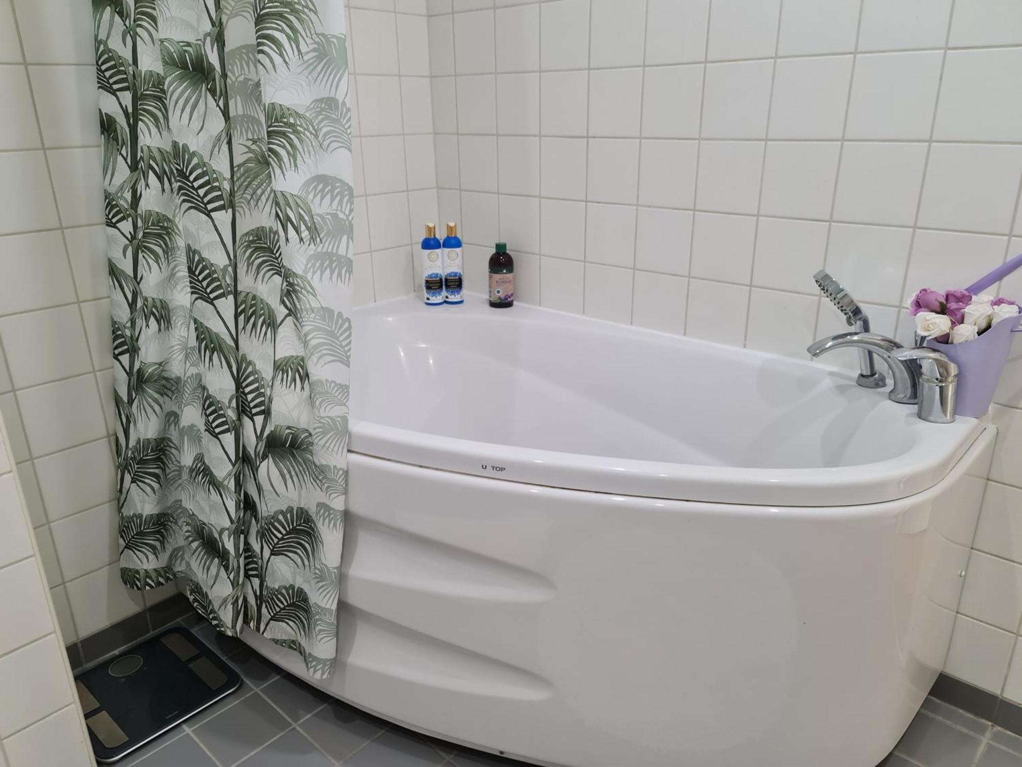 Cozy Retreat At The Heart Of Huoneisto Tallinna