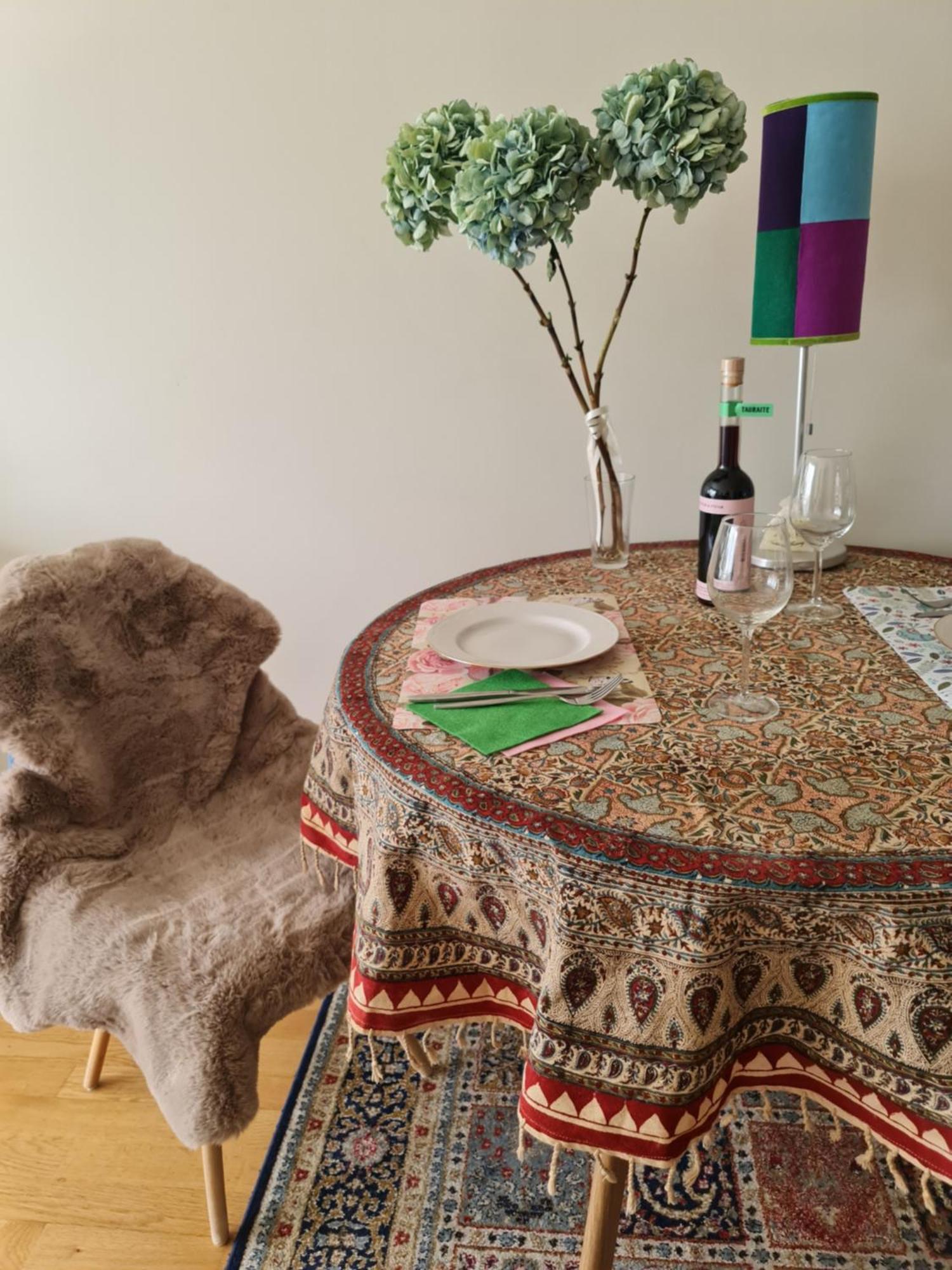 Huoneisto Cozy Retreat At The Heart Of *